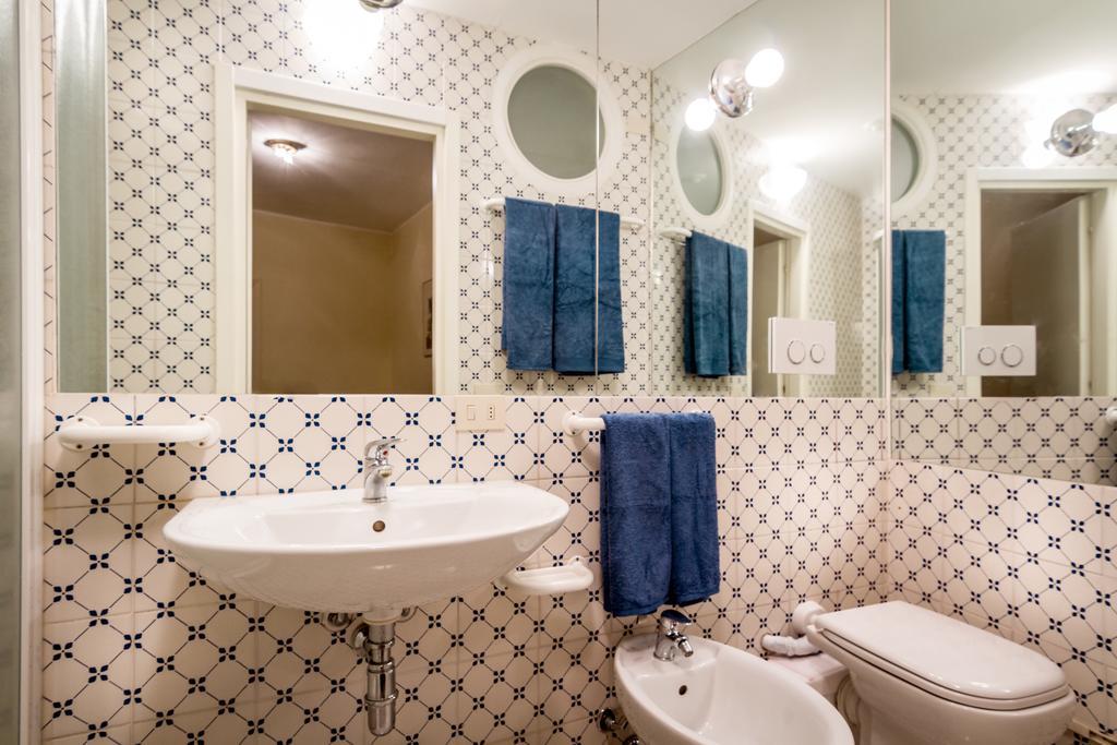 Lake Charming Apartment Cernobbio Room photo